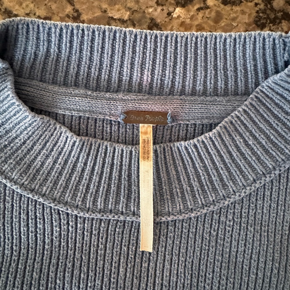 Free People Easy Street Oversized Sweater XS Fancy Blue Periwinkle Slouchy Cozy - Picture 9 of 12